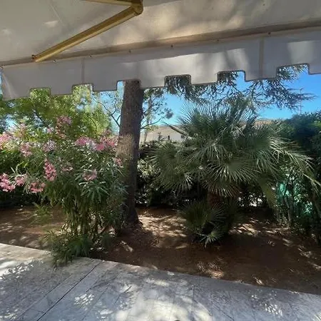 Apartment La Sumiane